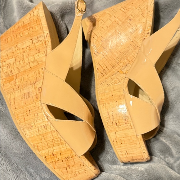 Stuart Weitzman Tan Patent Wedge Sandals - Picture 4 of 9